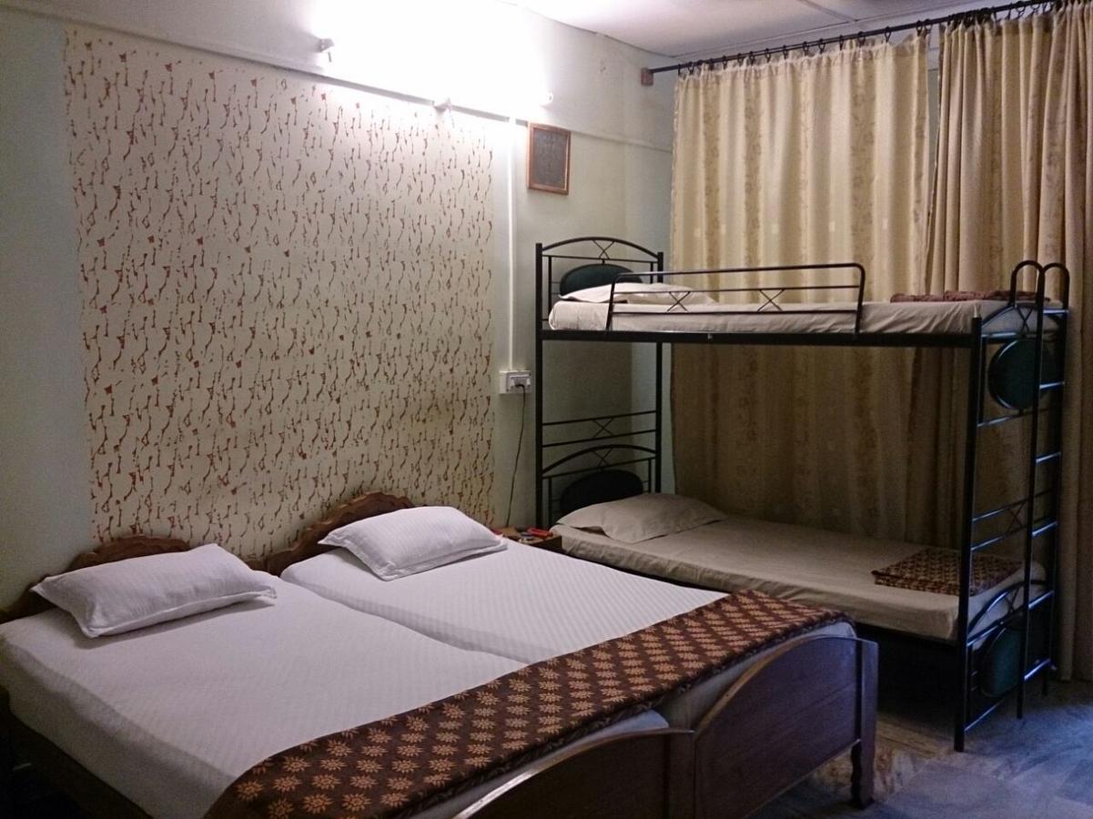 Baaz Jungle Resort Khawasa Bagian luar foto