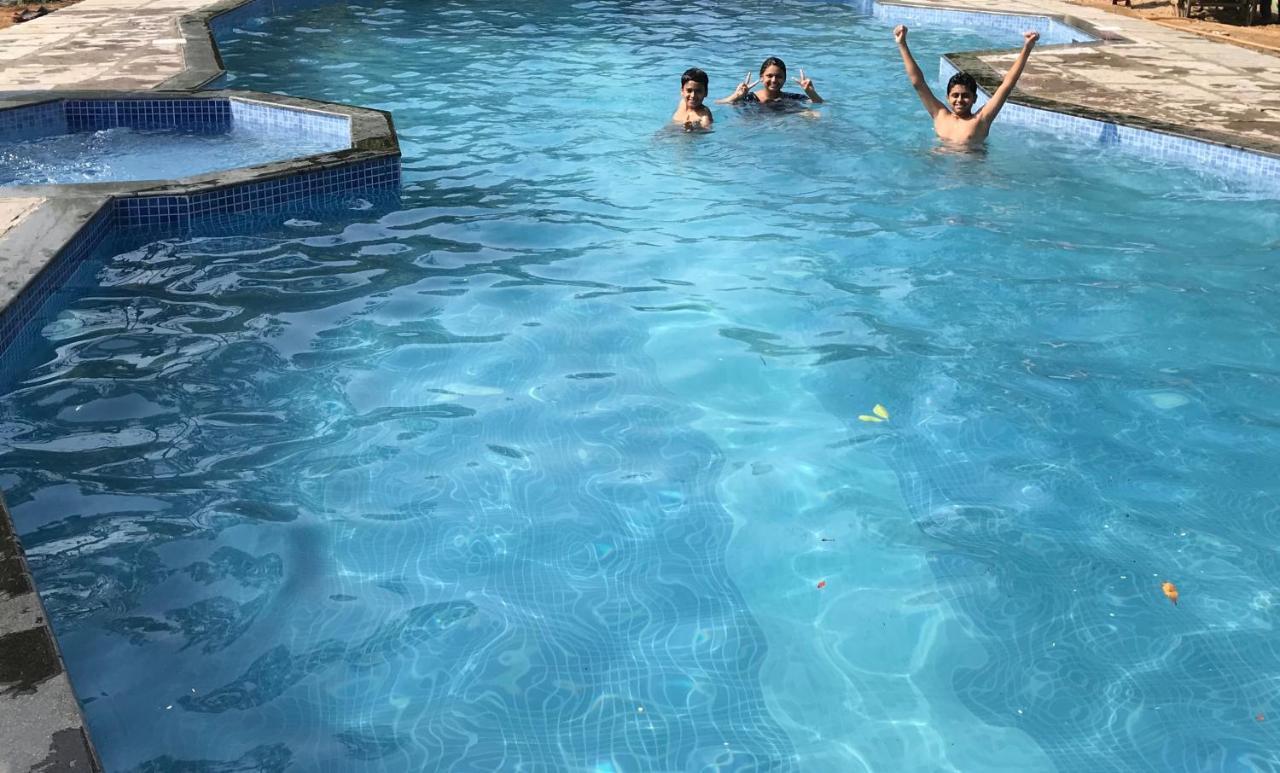 Baaz Jungle Resort Khawasa Bagian luar foto