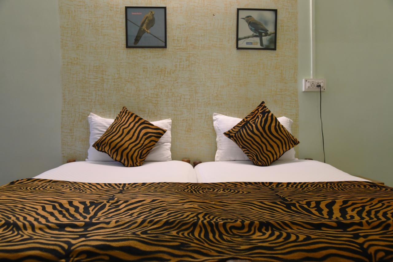 Baaz Jungle Resort Khawasa Bagian luar foto