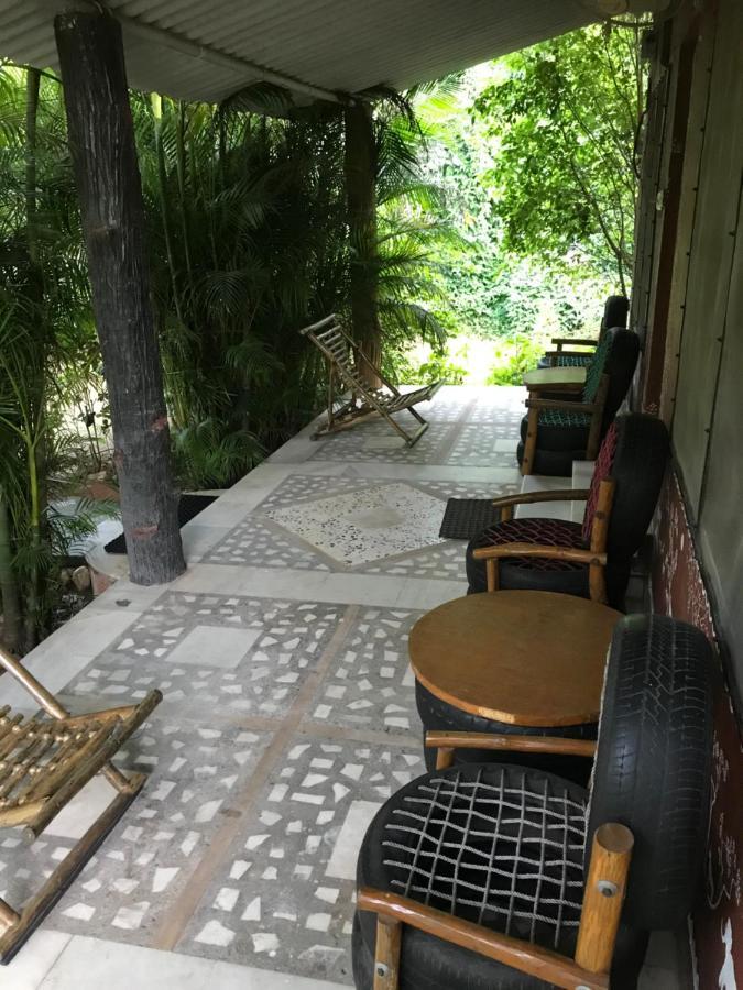 Baaz Jungle Resort Khawasa Bagian luar foto